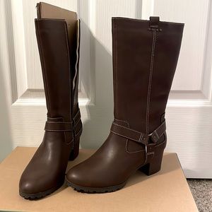JBU Brown Boots